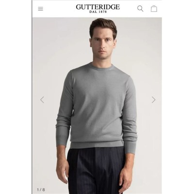 Базовый однотонный вязаный свитер  с круглым вырезом из 100% чистой сверхтонкой мериносовой шерсти