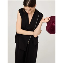 Черный асимметричный жилет