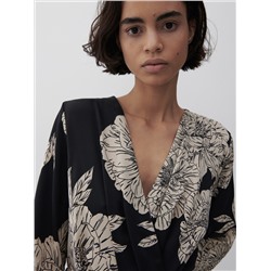 Kleid mit Kuvert-Ausschnitt