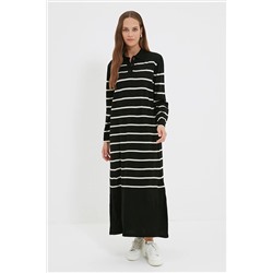 TRENDYOL MODEST Siyah Polo Yaka Çizgili Triko Elbise TCTAW22EB0212