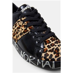Zapatilla charol animal print