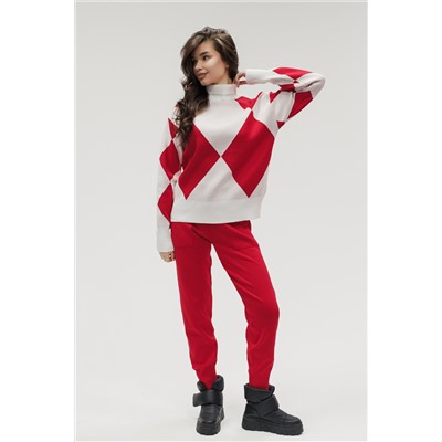 Вязаный костюм трикотажный с брюками