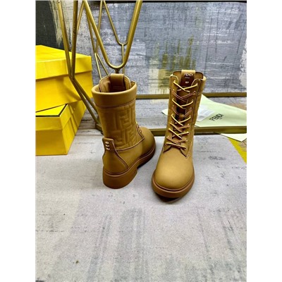 Женские ботинки  ФЕНД*И