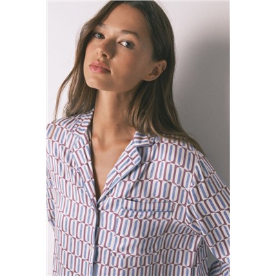 Pijama camisero largo satén print geométrico
