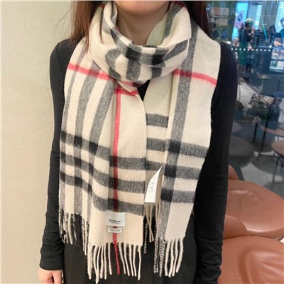 Большой шерстяной шарф  Burberr*y