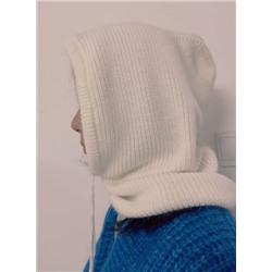 Девочки, капор рекомендую всем, очень классный, цена намного ниже качества)  вязка плотная, не растянутый как мне приходили на вб 🙈