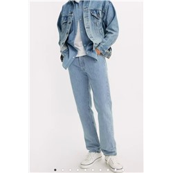 Model is 6'2", Waist 31", Wearing a Size 31 x 32 501® Original Fit Men's Jeans