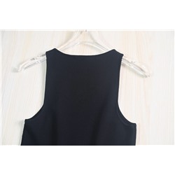 Трикотажный топ с круглым вырезом и вырезом на груди с декоративным шнурком из страз. Экспорт