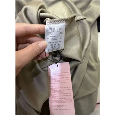 Футболка с высоким воротом и длинными рукавами