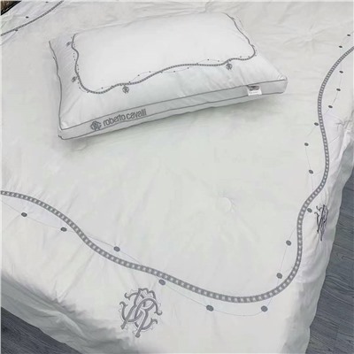 VS ❤️  подушки  Египетский хлопок  Плотность 80  Наполнитель: 35%шелк +25%бамбук+ 40% микрогель  Размеры :  Подушка:50*70см 140ю /пара