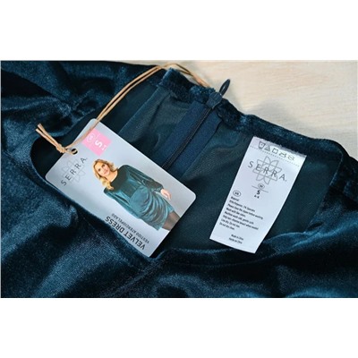 Женское платье из бархата