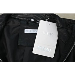 Женская курткаиз мягкой искусственной кожи с воротником-стойкой