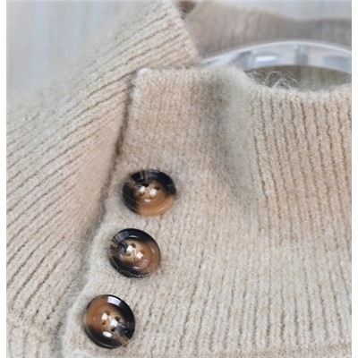 Женский трикотажный кардиган