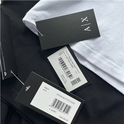 Эластичная женская футболка с пайетками АРМАН*И