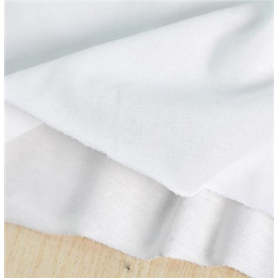 Женская футболкаиз мягкого хлопка с цветными блоками