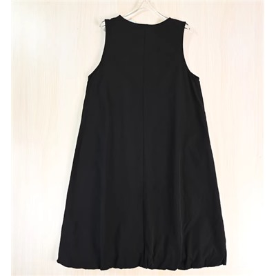 Женское платье  без рукавов с круглым вырезом