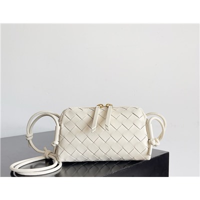 Сумка bot  импортная ит кожа ,ручная работа качество 1:1