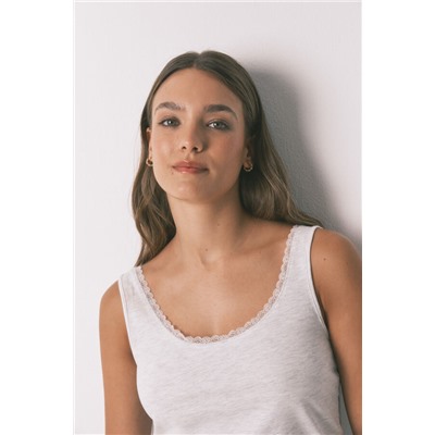Camiseta tirantes algodón blonda gris