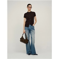 Коричневый джемпер с волнообразной застежкой