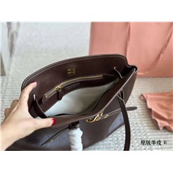 Классная сумка Mi*u Mi*u 🩷  Реплика 1:1