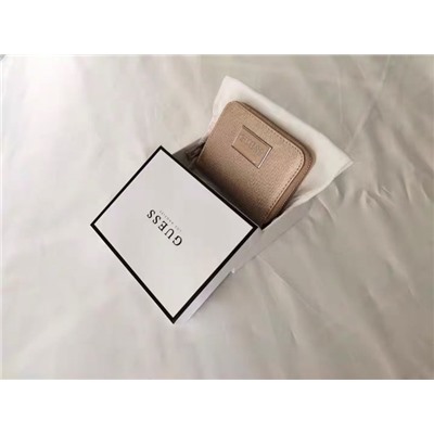 Кошелек Guess в подарочной коробке