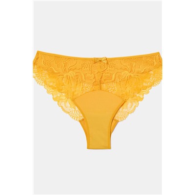 Braga clásica con encaje Generous Essentiel