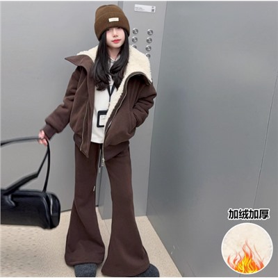 Теплый костюм для девочек