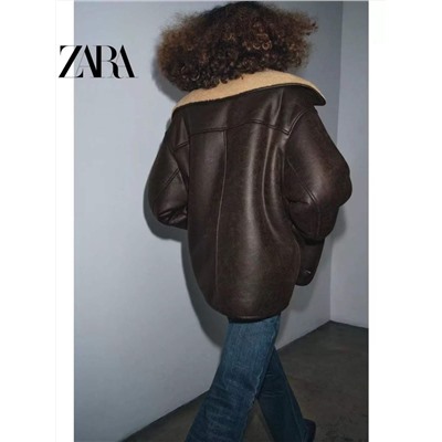 Женская дублёнка свободного кроя со спущенным плечом   ЗАР*А