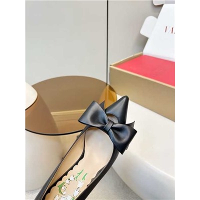 Туфли на высоком каблуке с острым носком и бантом  ВАЛЕНТИН*О​​  серии БОУКНОТ(Bowknot)