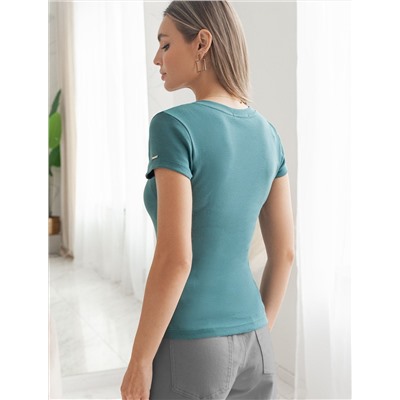 Футболка из плотного трикотажа с плетением риб 1*1