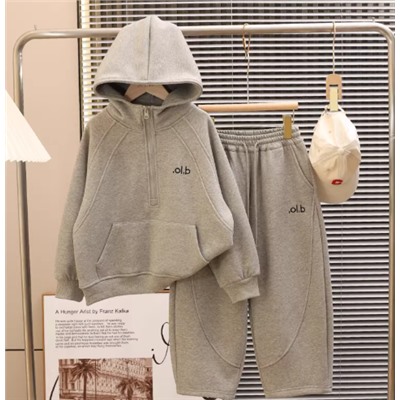 Детский спортивный костюм на флисе