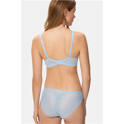 Braga clásica de encaje