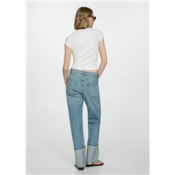 Jeans rectos bajo vuelta