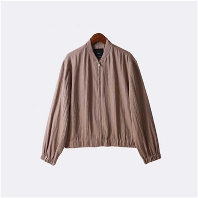 Лёгкая женская куртка бомбер на молнии МАНГ*О