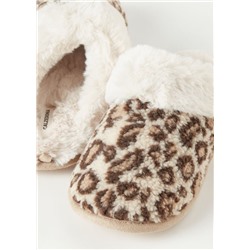 Pantoffeln aus weichem Teddygewebe mit Animal-Muster