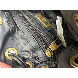 Versac*e jean*s coutur*e Продавец обещает оригинал