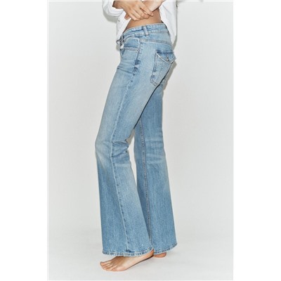 TRF BOOTCUT LOW-RISE JEANS