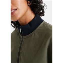 Chaqueta corta cremallera