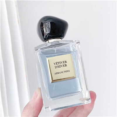 Холодный и чистый аромат парфюмерной индустрии Armani blue rock grass