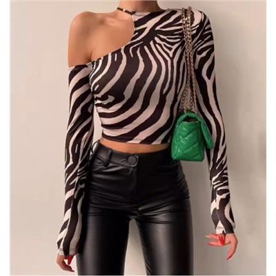 Сексуальный топ с открытыми плечами и косым воротником с зебровым принтом