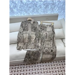 Костюм люкс