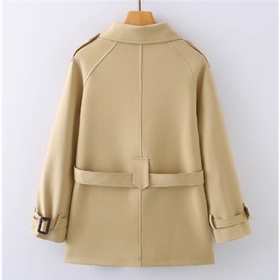 Короткий тренчкот