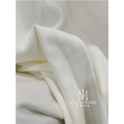 Женская базовая футболка из экспортного магазина