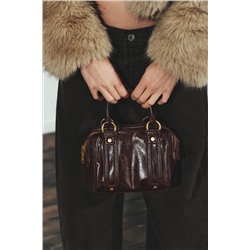 BOLSO DE MANO DETALLES METÁLICOS