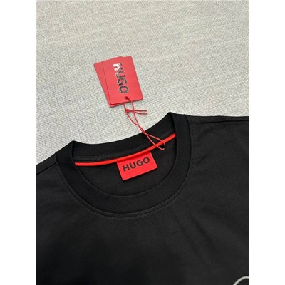 Мужская футболка с вышитым логотипом на груди (3 цвета ) ХУГ*О