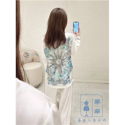 Костюм   распродажа шелк