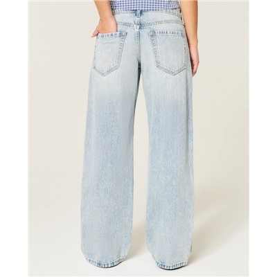 Low-Rise Light Wash Baggy Jeans
