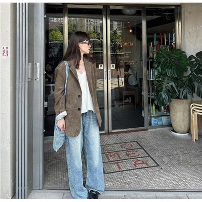 Замшевый пиджак кофейного цвета стал для меня настоящей находкой