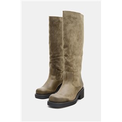 CONTRAST LEATHER BOOTS