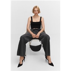 Zapato salón asimétrico